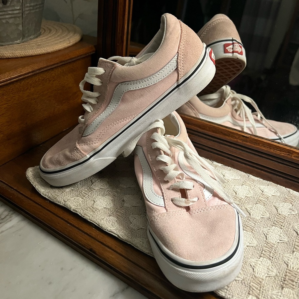 VANS Off the Wall Old Skool Sk8 Low Top Casual Sneakers Pink White Women's Sz 7
